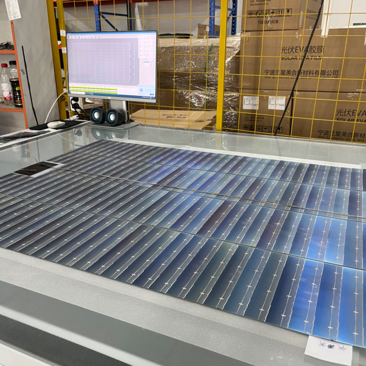 Ningbo Linksun Energy Science & Technology Co., LTD linea di produzione in fabbrica